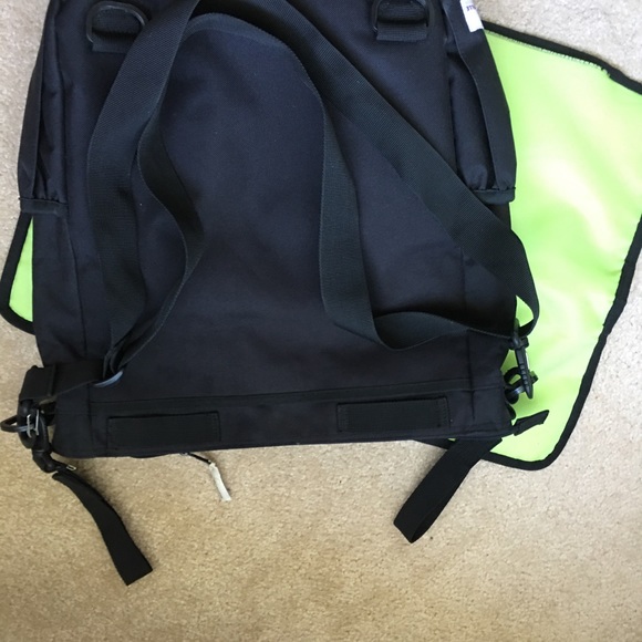 🔸Amy Michelle Gender neutral convertible diaper bag - Picture 6 of 8